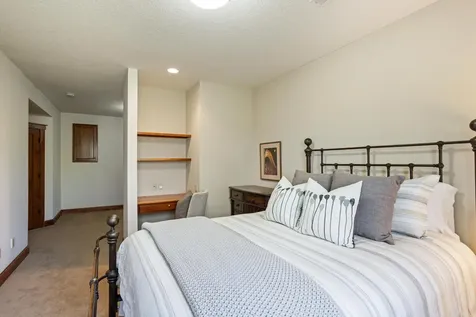 270 North Shore Drive W Orono MN 55364