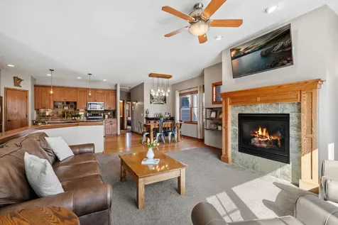 11614 Laketowne View Albertville MN 55301