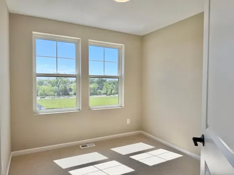 856 Woodlawn Avenue Saint Paul MN 55116