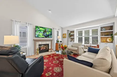 2284 Sherwood Court Minnetonka MN 55305