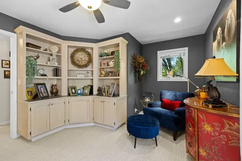 2284 Sherwood Court Minnetonka MN 55305