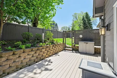 2284 Sherwood Court Minnetonka MN 55305