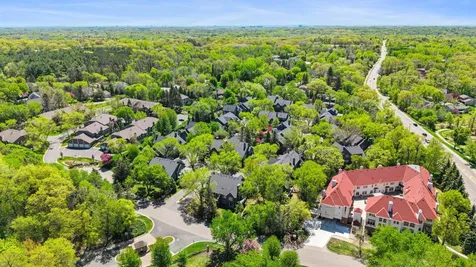 2284 Sherwood Court Minnetonka MN 55305