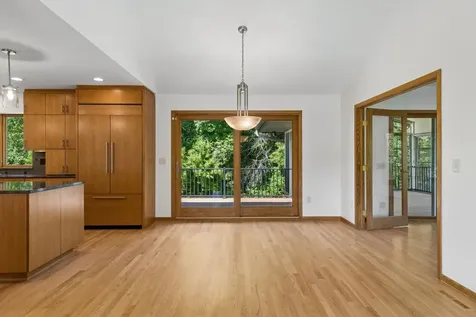 5931 Creek Point Minnetonka MN 55345