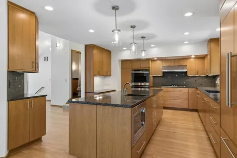 5931 Creek Point Minnetonka MN 55345