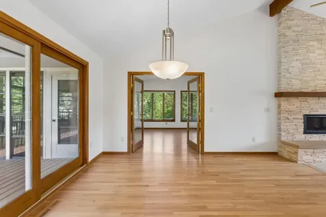 5931 Creek Point Minnetonka MN 55345