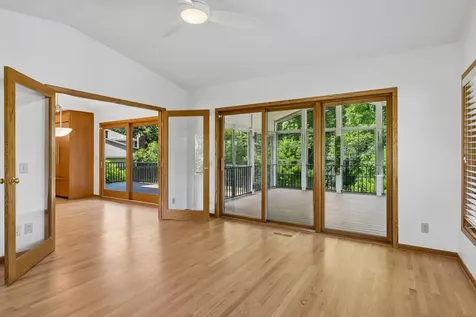 5931 Creek Point Minnetonka MN 55345
