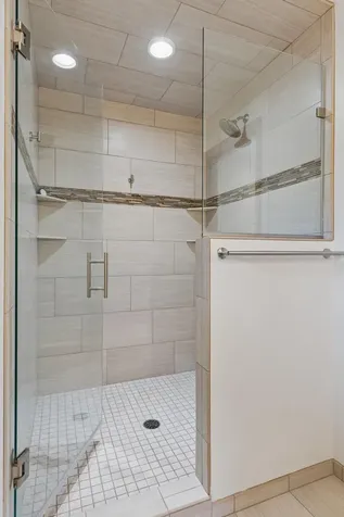 5931 Creek Point Minnetonka MN 55345