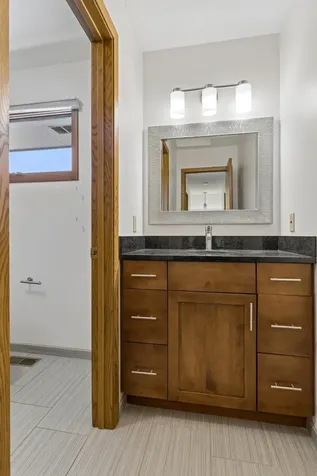 5931 Creek Point Minnetonka MN 55345