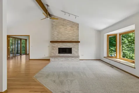 5931 Creek Point Minnetonka MN 55345
