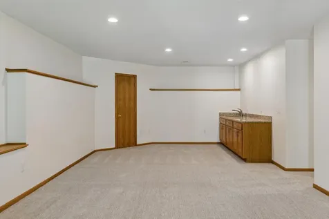 5931 Creek Point Minnetonka MN 55345
