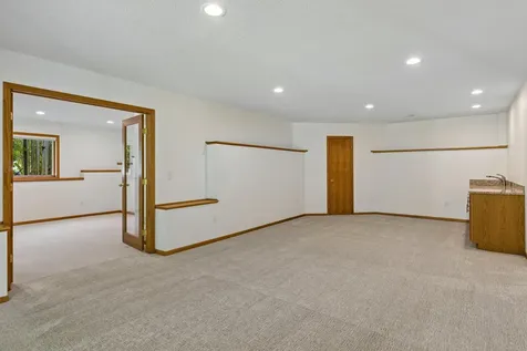 5931 Creek Point Minnetonka MN 55345