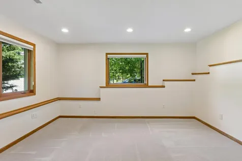 5931 Creek Point Minnetonka MN 55345