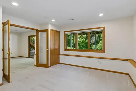 5931 Creek Point Minnetonka MN 55345