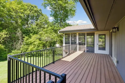 5931 Creek Point Minnetonka MN 55345