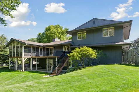 5931 Creek Point Minnetonka MN 55345