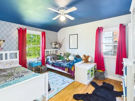 674 Montana Avenue E Saint Paul MN 55106