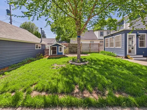 674 Montana Avenue E Saint Paul MN 55106