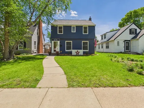 674 Montana Avenue E Saint Paul MN 55106