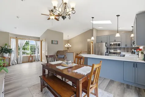 961 Ivy Hills Road Belle Plaine MN 56011