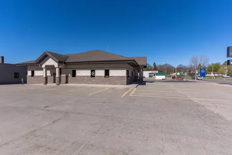 405 W Lincoln Avenue Fergus Falls MN 56537
