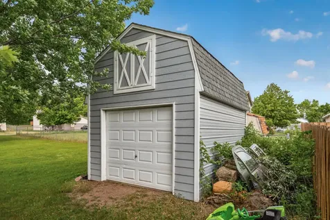 301 Elm Street SW Isanti MN 55040