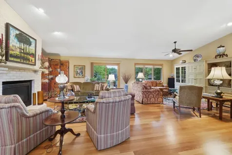 4166 Thornhill Lane Vadnais Heights MN 55127