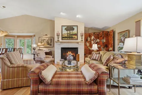 4166 Thornhill Lane Vadnais Heights MN 55127