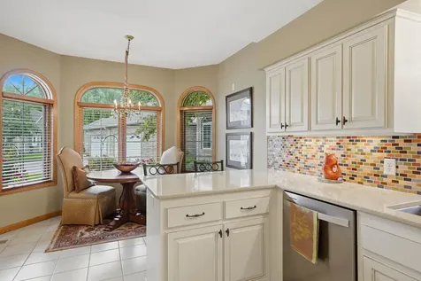 4166 Thornhill Lane Vadnais Heights MN 55127