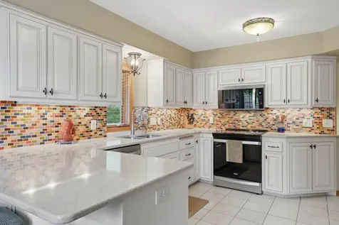 4166 Thornhill Lane Vadnais Heights MN 55127
