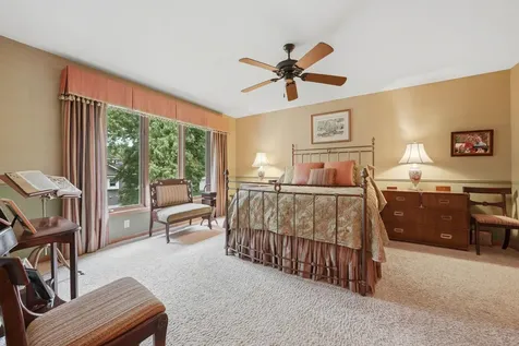 4166 Thornhill Lane Vadnais Heights MN 55127