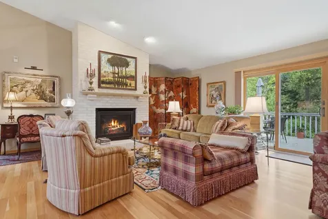 4166 Thornhill Lane Vadnais Heights MN 55127