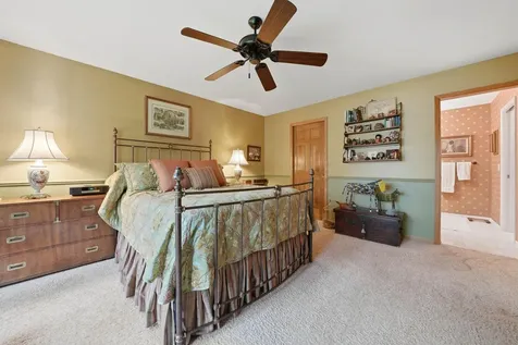 4166 Thornhill Lane Vadnais Heights MN 55127