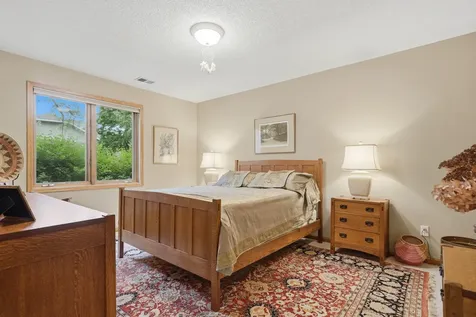 4166 Thornhill Lane Vadnais Heights MN 55127