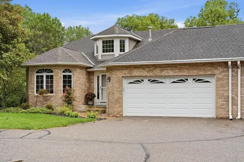 4166 Thornhill Lane Vadnais Heights MN 55127