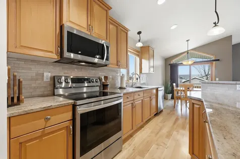4875 43rd Street S Fargo ND 58104