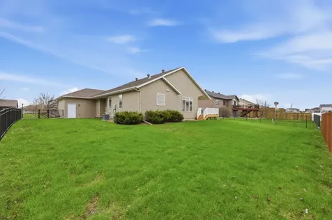 4875 43rd Street S Fargo ND 58104