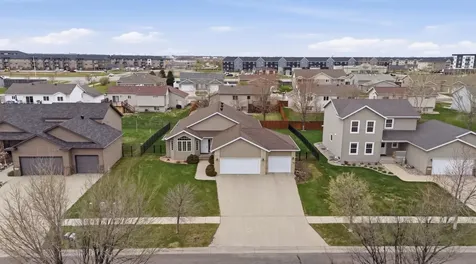 4875 43rd Street S Fargo ND 58104