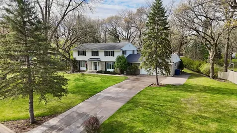 1736 Woodland Road Saint Cloud MN 56304