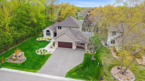 7876 17th Street N Oakdale MN 55128
