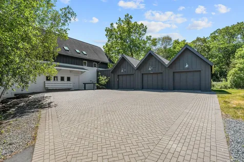 7521 River Road Inver Grove Heights MN 55076