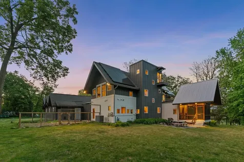 7521 River Road Inver Grove Heights MN 55076