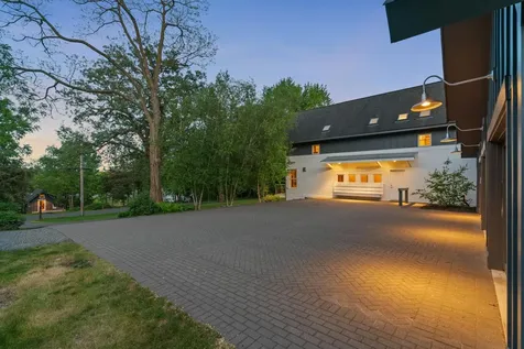 7521 River Road Inver Grove Heights MN 55076