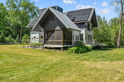 7521 River Road Inver Grove Heights MN 55076