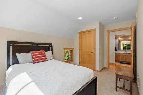 7521 River Road Inver Grove Heights MN 55076
