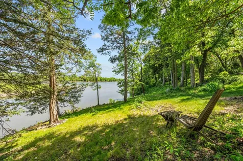 7521 River Road Inver Grove Heights MN 55076