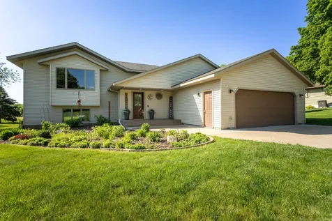 4701 Country Shores SW Alexandria MN 56308