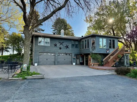 32185 290th Street Worthington MN 56187