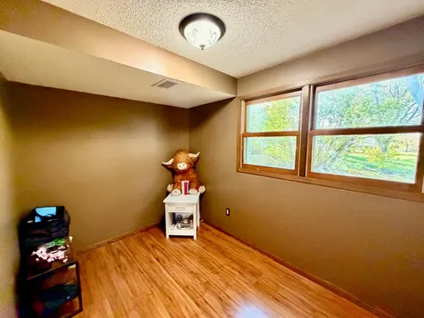 32185 290th Street Worthington MN 56187