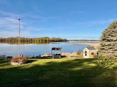 32185 290th Street Worthington MN 56187